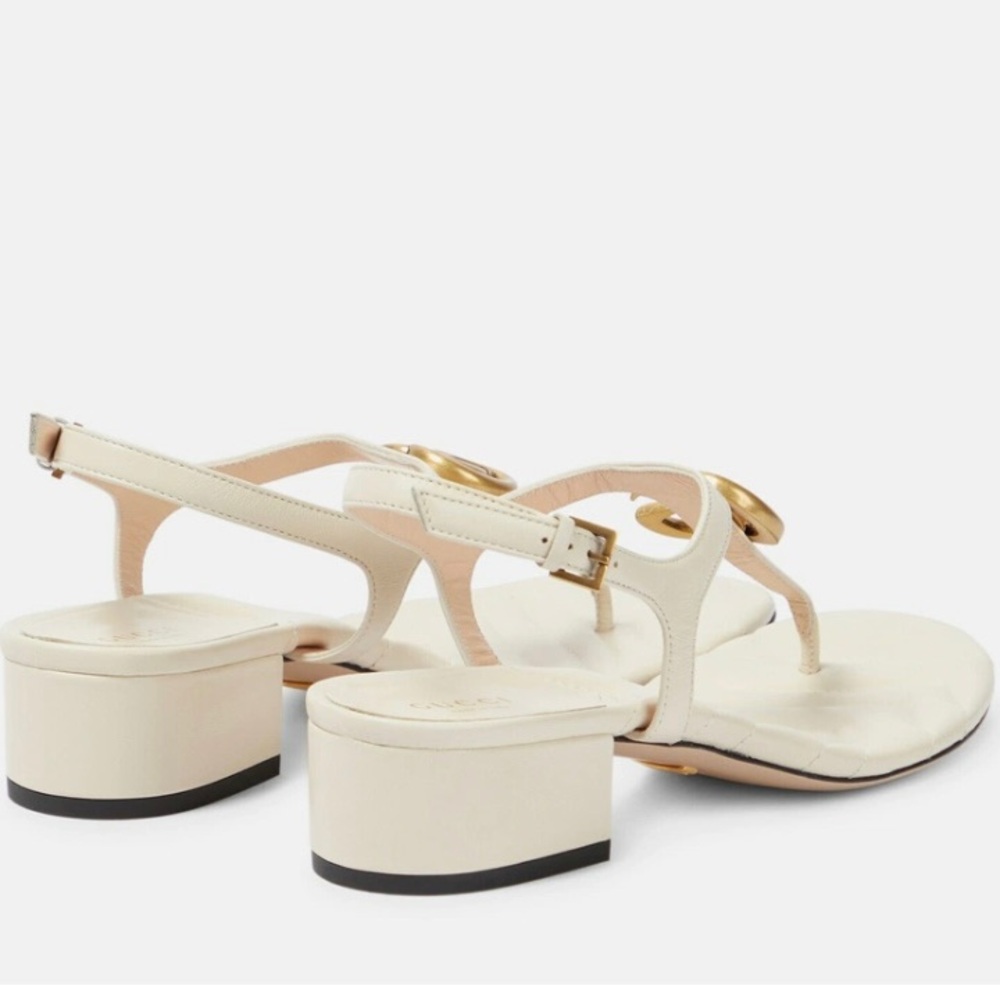 GUCCI Marmont GG logo leather thong sandals - Picture 6 of 6